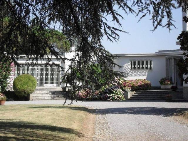 Villa Indipendente in vendita a Paderno, Seriate