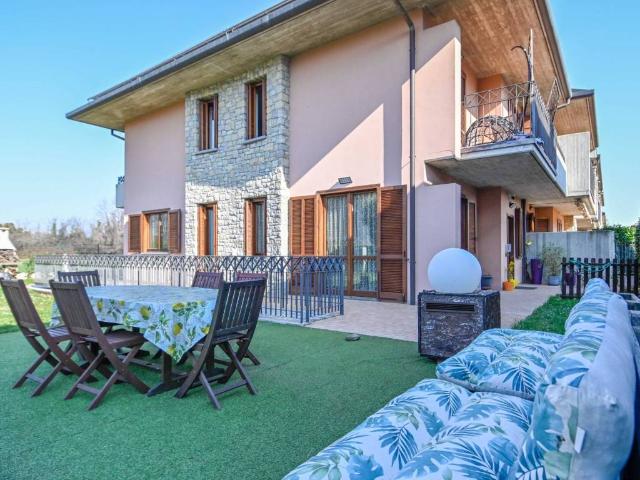Villa Indipendente in vendita a Paderno, Seriate