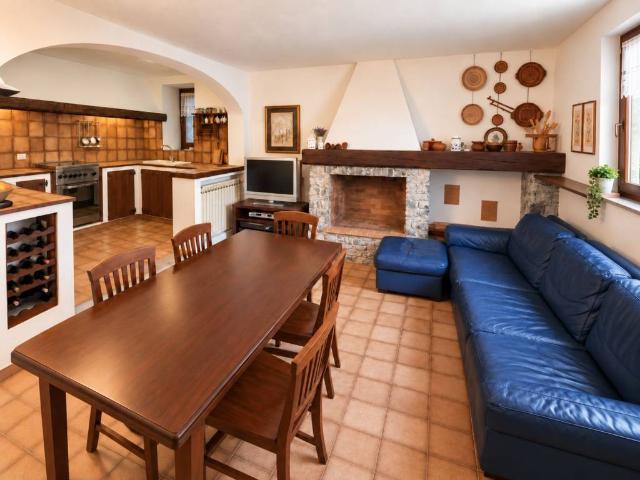 Villa Indipendente in vendita a Bagnella, Serina
