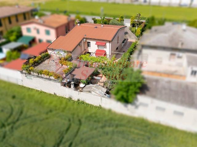 Villa Indipendente in vendita a Sermide e Felonica, Moglia Di Sermide