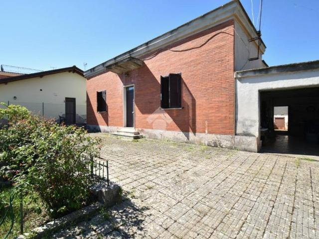 Villa Indipendente in vendita a Sermoneta, Lazio