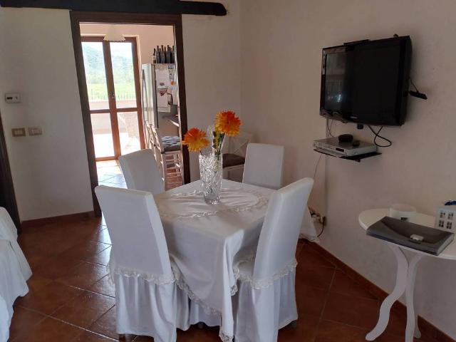 Villa Indipendente in vendita a Monticchio, Sermoneta