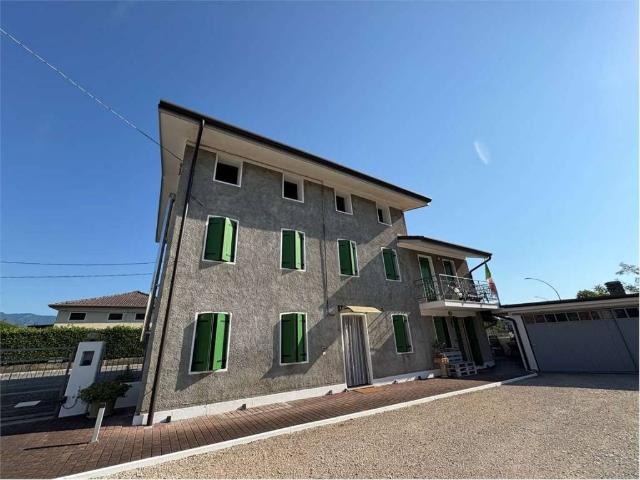 Villa Indipendente in vendita a Pieve Di Soligo, Veneto