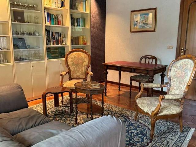 Villa Indipendente in vendita a Marche, Ancona