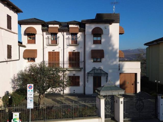 Villa Indipendente in vendita a Piemonte, Cuneo
