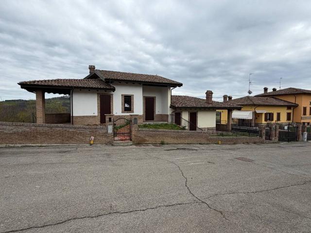 Villa Indipendente in vendita a Unione dei comuni del Frignano, Serramazzoni