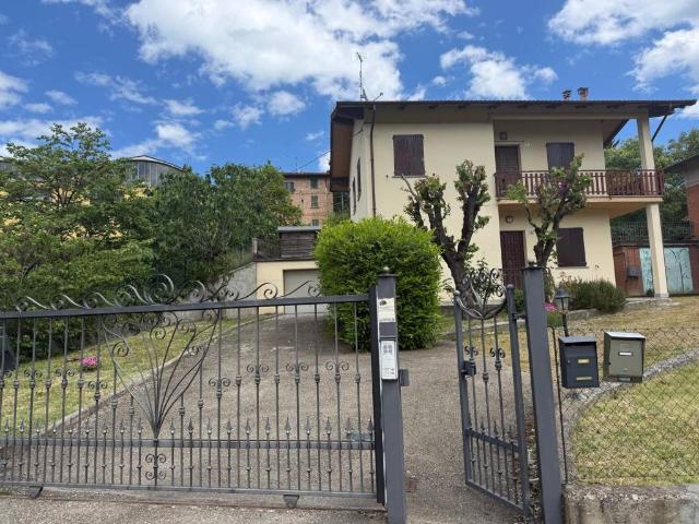 Villa Indipendente in vendita a Unione dei comuni del Frignano, Serramazzoni