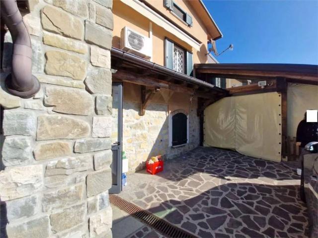 Villa Indipendente in vendita a Unione dei comuni del Frignano, Serramazzoni