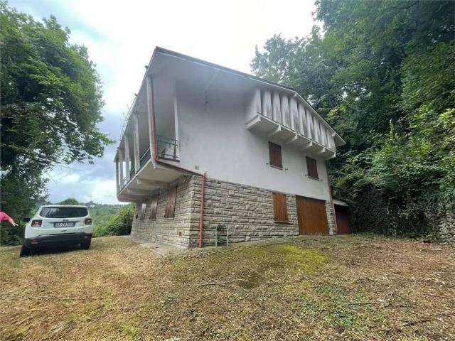 Villa Indipendente in vendita a Unione dei comuni del Frignano, Serramazzoni