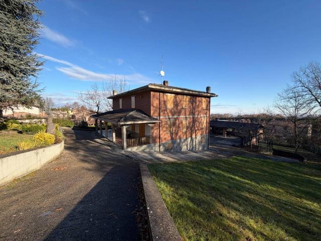 Villa Indipendente in vendita a Unione dei comuni del Frignano, Serramazzoni