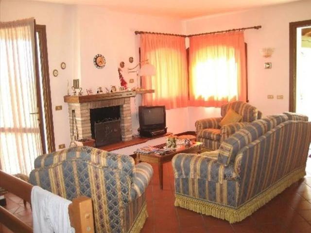Villa Indipendente in vendita a Unione dei comuni del Frignano, Serramazzoni