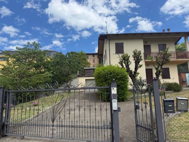 Villa Indipendente in vendita a Unione dei comuni del Frignano, Serramazzoni