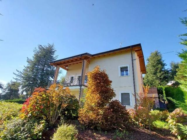 Villa Indipendente in vendita a Unione dei comuni del Frignano, Serramazzoni