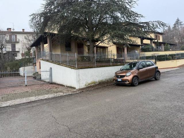 Villa Indipendente in vendita a Unione dei comuni del Frignano, Serramazzoni