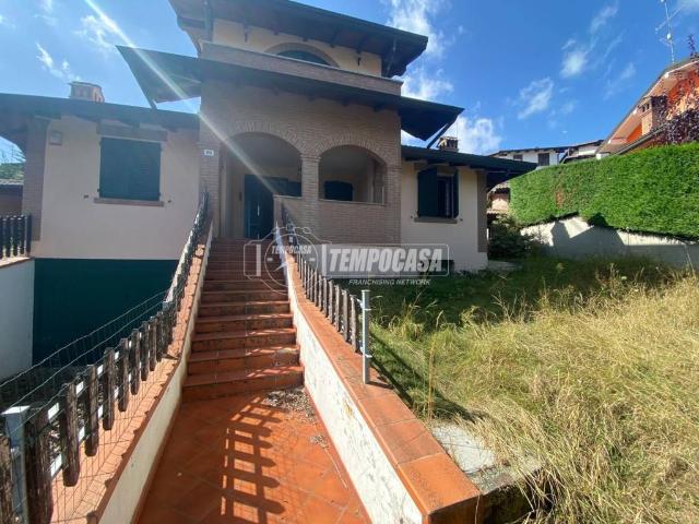 Villa Indipendente in vendita a Unione dei comuni del Frignano, Serramazzoni