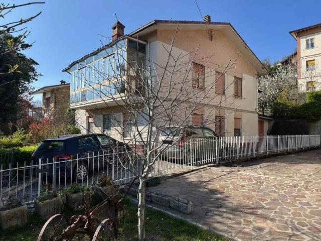Villa Indipendente in vendita a Unione dei comuni del Frignano, Serramazzoni