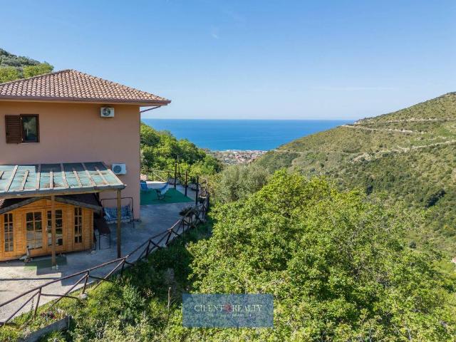 Villa Indipendente in vendita a Montecorice, Campania