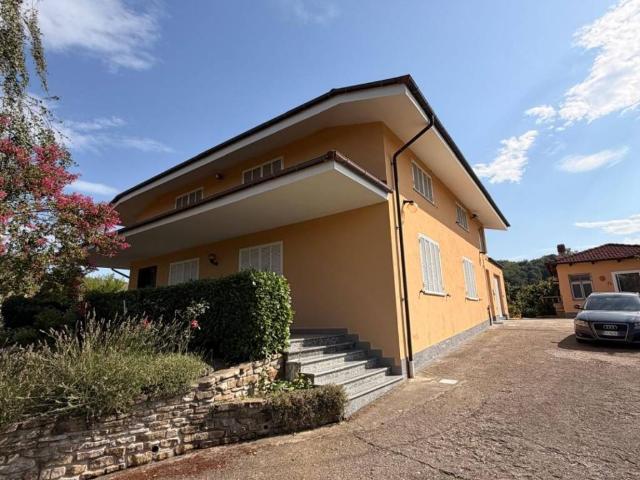 Villa Indipendente in vendita a Piemonte, Cuneo