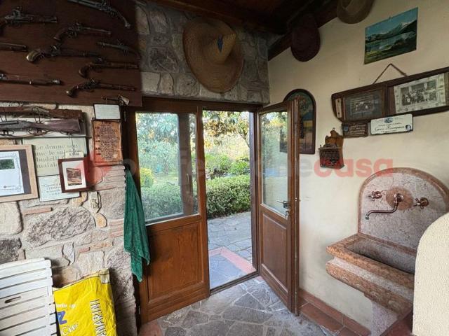 Villa Indipendente in vendita a Cantagrillo, Serravalle Pistoiese
