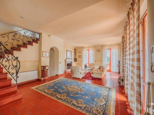 Villa Indipendente in vendita a Cantagrillo, Serravalle Pistoiese