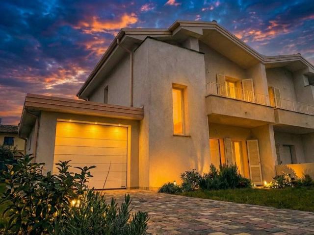 Villa Indipendente in vendita a Cantagrillo, Serravalle Pistoiese