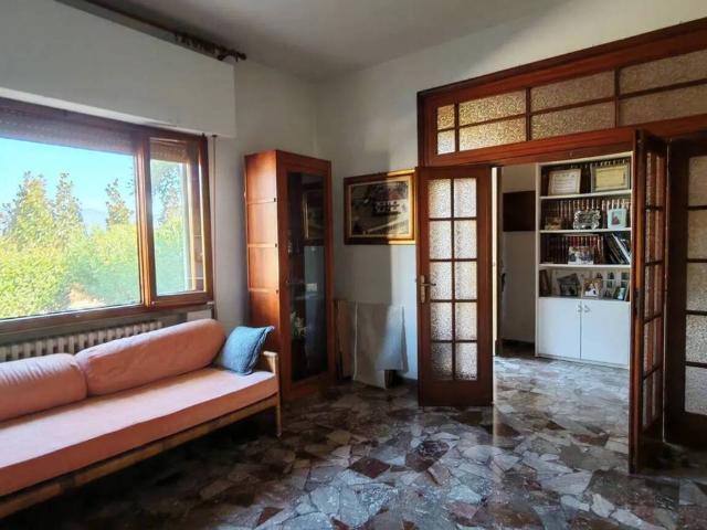 Villa Indipendente in vendita a Serravalle Pistoiese, Pistoia
