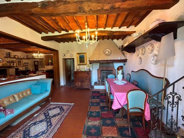 Villa Indipendente in vendita a Cantagrillo, Serravalle Pistoiese