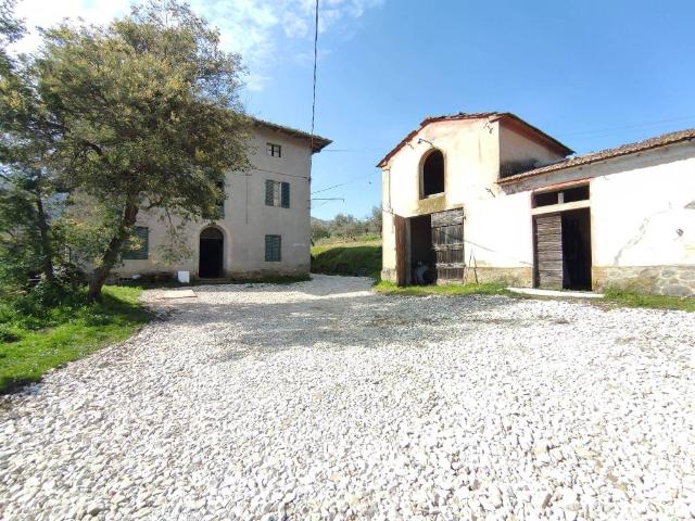 Villa Indipendente in vendita a Serravalle Pistoiese, Pistoia