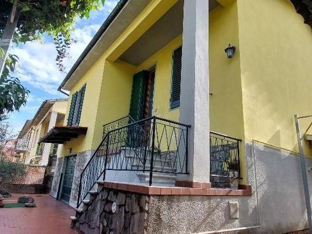 Villa Indipendente in vendita a Serravalle Pistoiese, Toscana