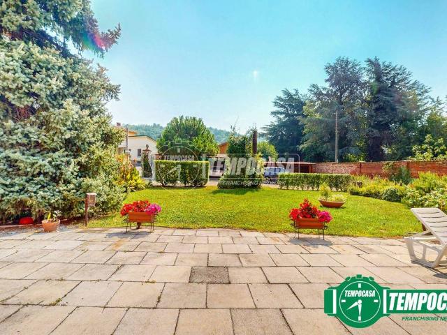 Villa Indipendente in vendita a Piemonte, Alessandria