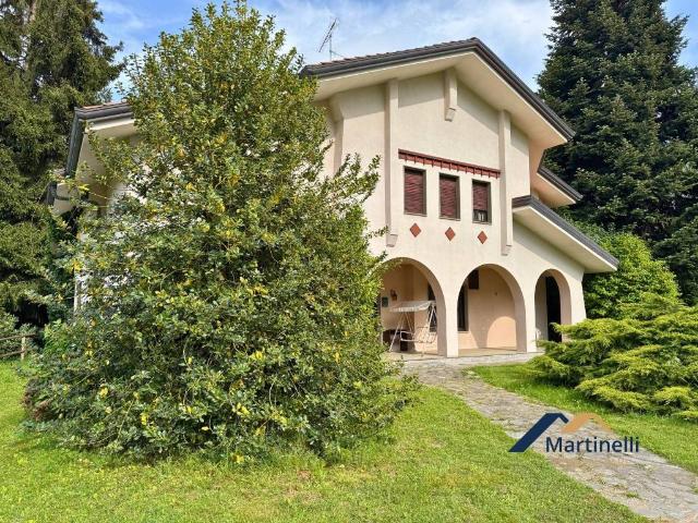 Villa Indipendente in vendita a Cellio con Breia, Piemonte