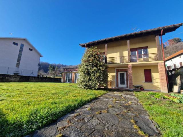 Villa Indipendente in vendita a Cellio con Breia, Piemonte