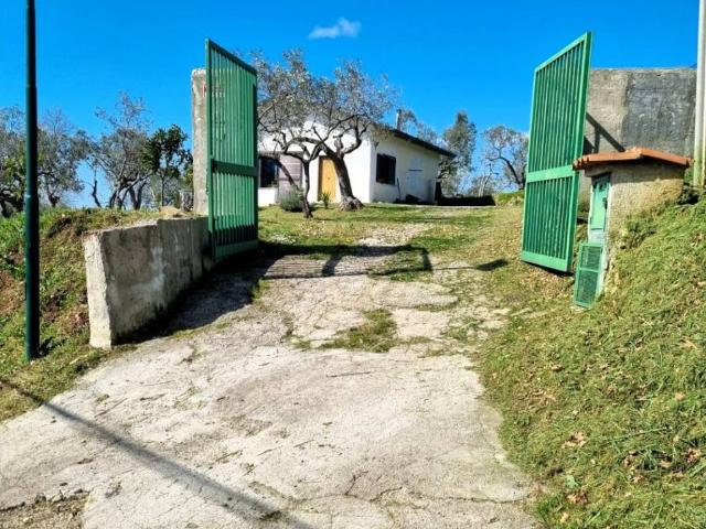 Villa Indipendente in vendita a Serre, Campania