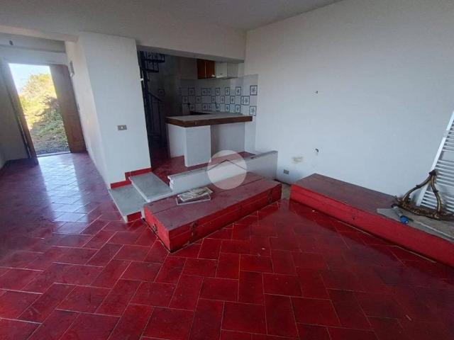 Villa Indipendente in vendita a Serrone, Lazio