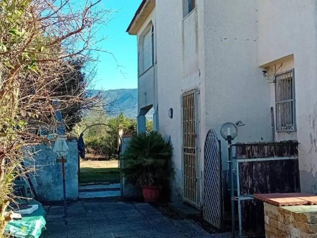 Villa Indipendente in vendita a San Sebastiano, Sessa Aurunca