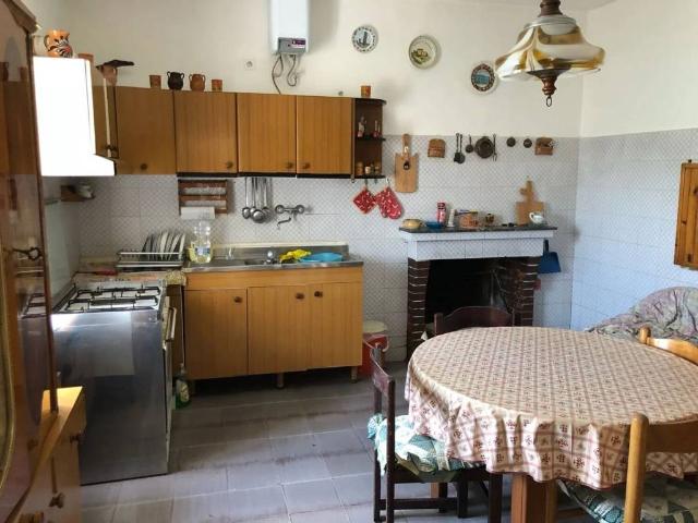 Villa Indipendente in vendita a Sessa Aurunca, Campania