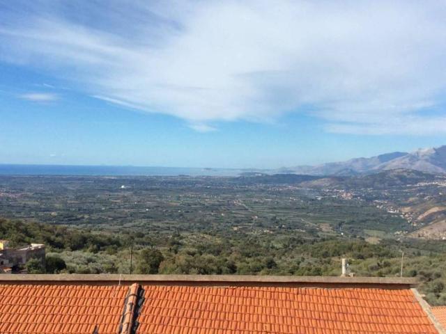 Villa Indipendente in vendita a Avezzano-Sorbello, Sessa Aurunca