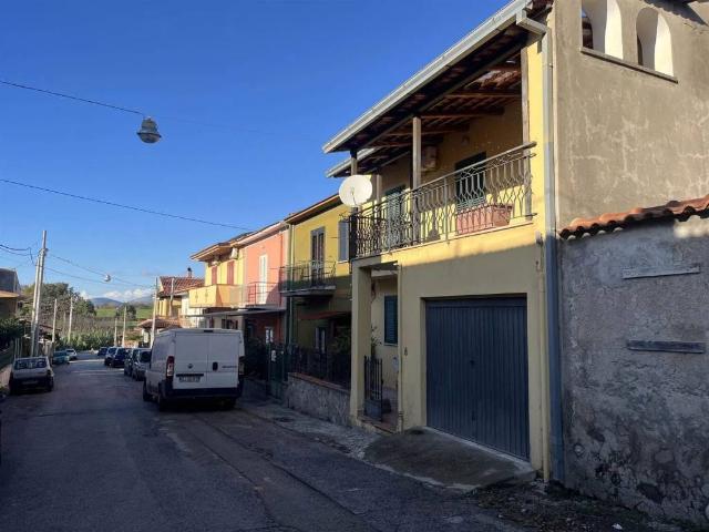 Villa Indipendente in vendita a Sessa Aurunca, Campania