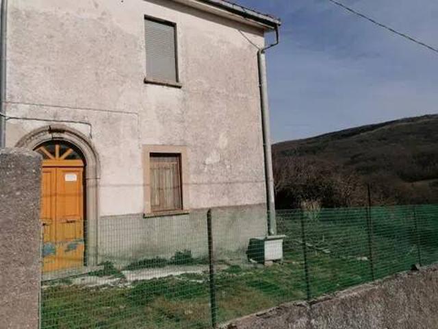 Villa Indipendente in vendita a Sessano Del Molise, Molise