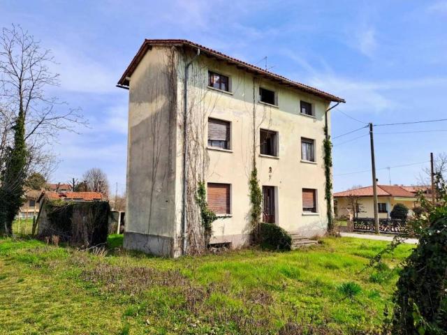 Villa Indipendente in vendita a Sesto Al Reghena, Friuli-Venezia Giulia