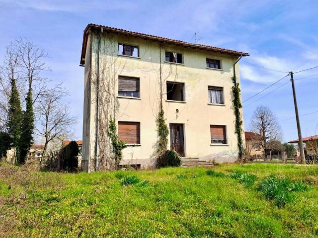 Villa Indipendente in vendita a Sesto Al Reghena, Friuli-Venezia Giulia