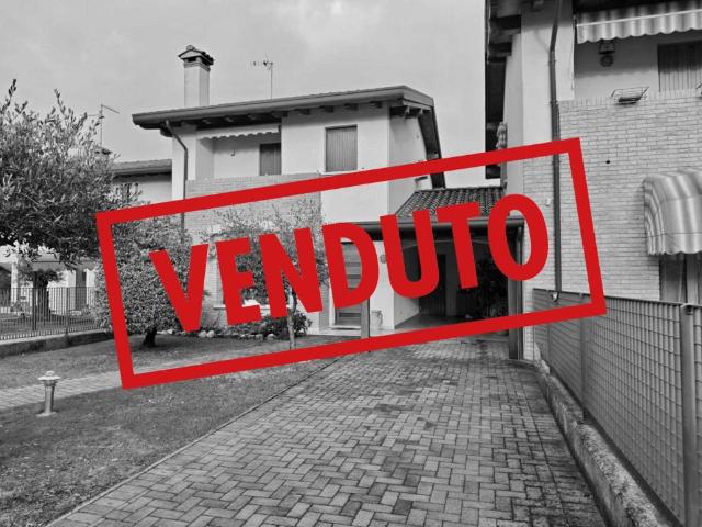 Villa Indipendente in vendita a Sesto Al Reghena, Friuli-Venezia Giulia