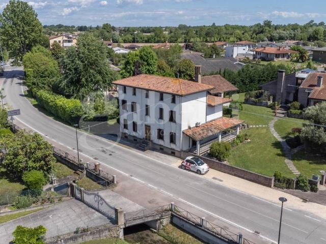 Villa Indipendente in vendita a Sesto Al Reghena, Friuli-Venezia Giulia