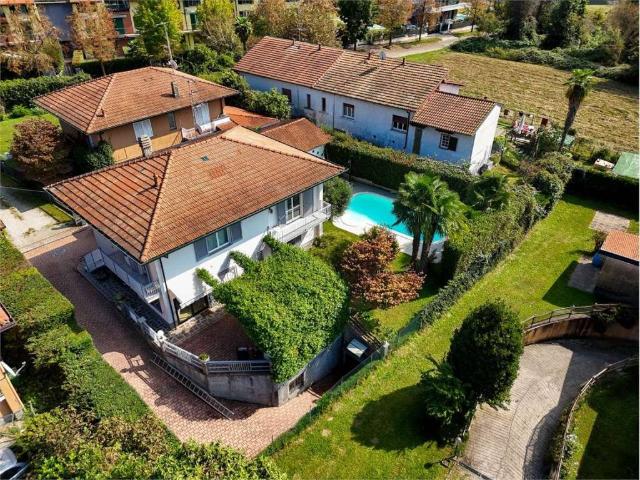 Villa Indipendente in vendita a Sant'Anna, Sesto Calende