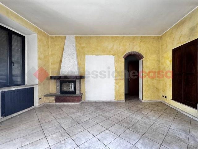 Villa Indipendente in vendita a Abbazia, Sesto Calende