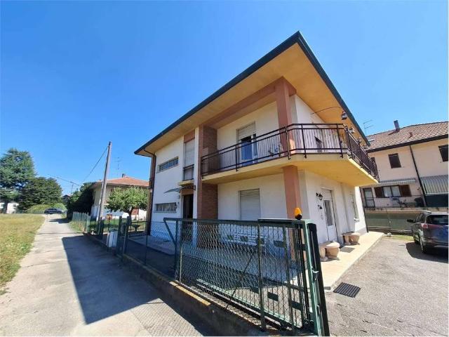 Villa Indipendente in vendita a Mulini, Sesto Calende
