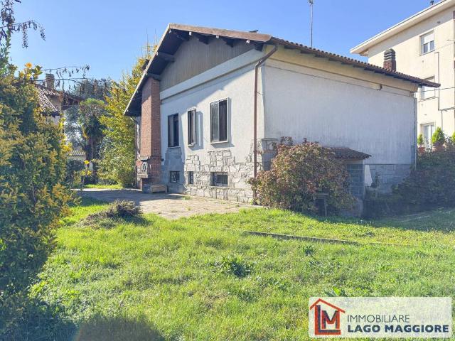 Villa Indipendente in vendita a Oneda, Sesto Calende