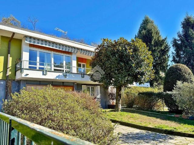 Villa Indipendente in vendita a Lisanza, Sesto Calende