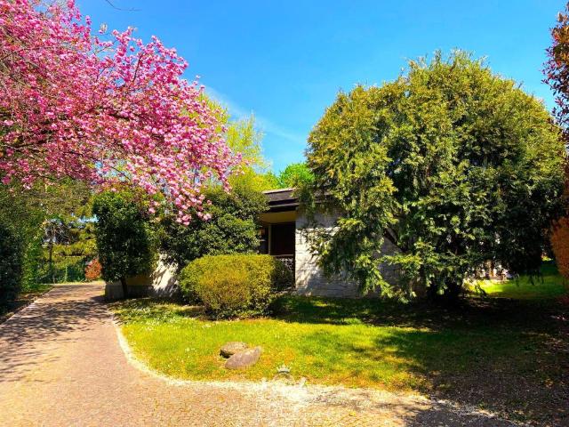 Villa Indipendente in vendita a Oneda, Sesto Calende