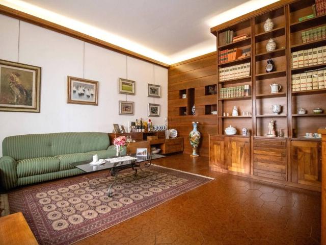 Villa Indipendente in vendita a Querceto, Sesto Fiorentino